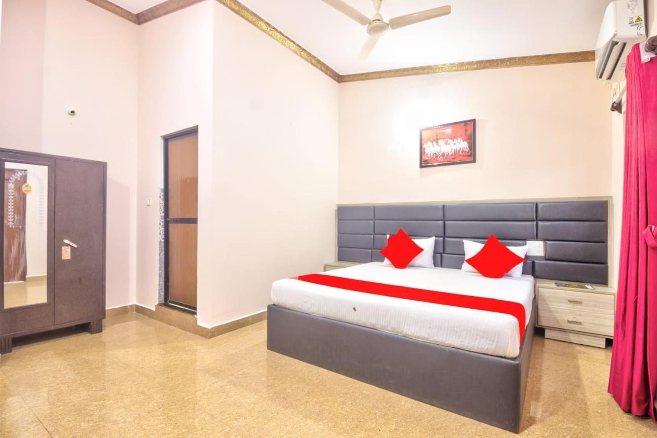 Blue Rays Apartment Калангуте Екстериор снимка