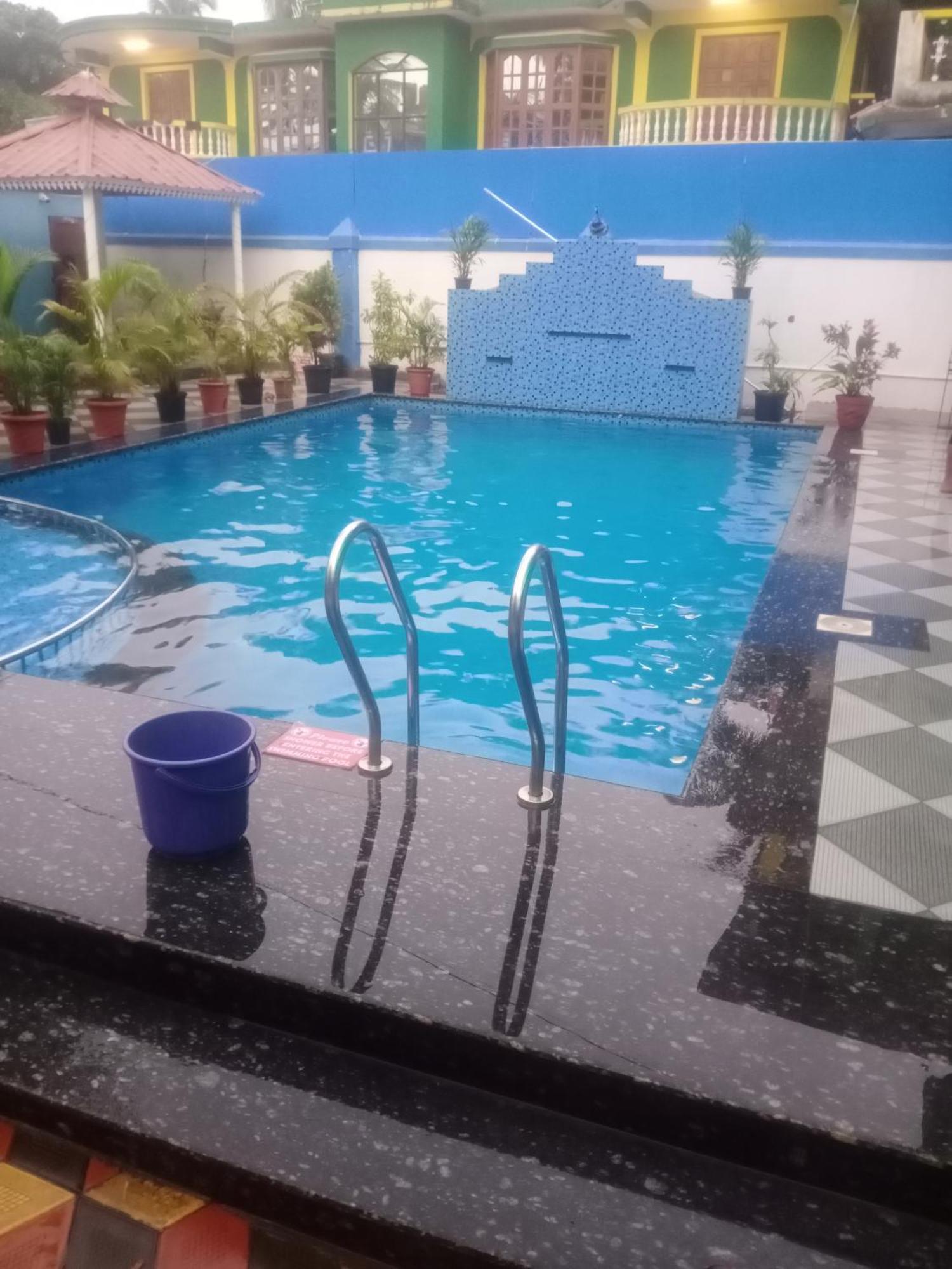 Blue Rays Apartment Калангуте Екстериор снимка